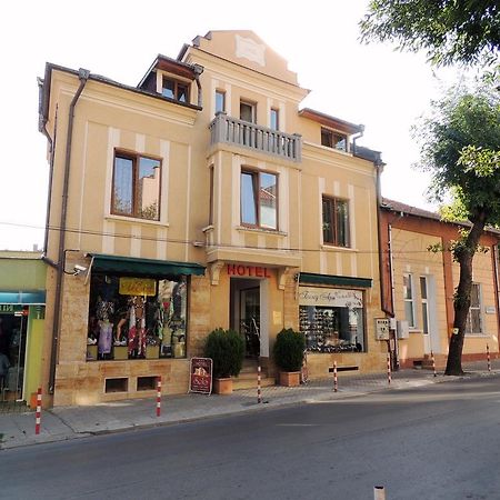 Guest House Solo Sumen Kültér fotó